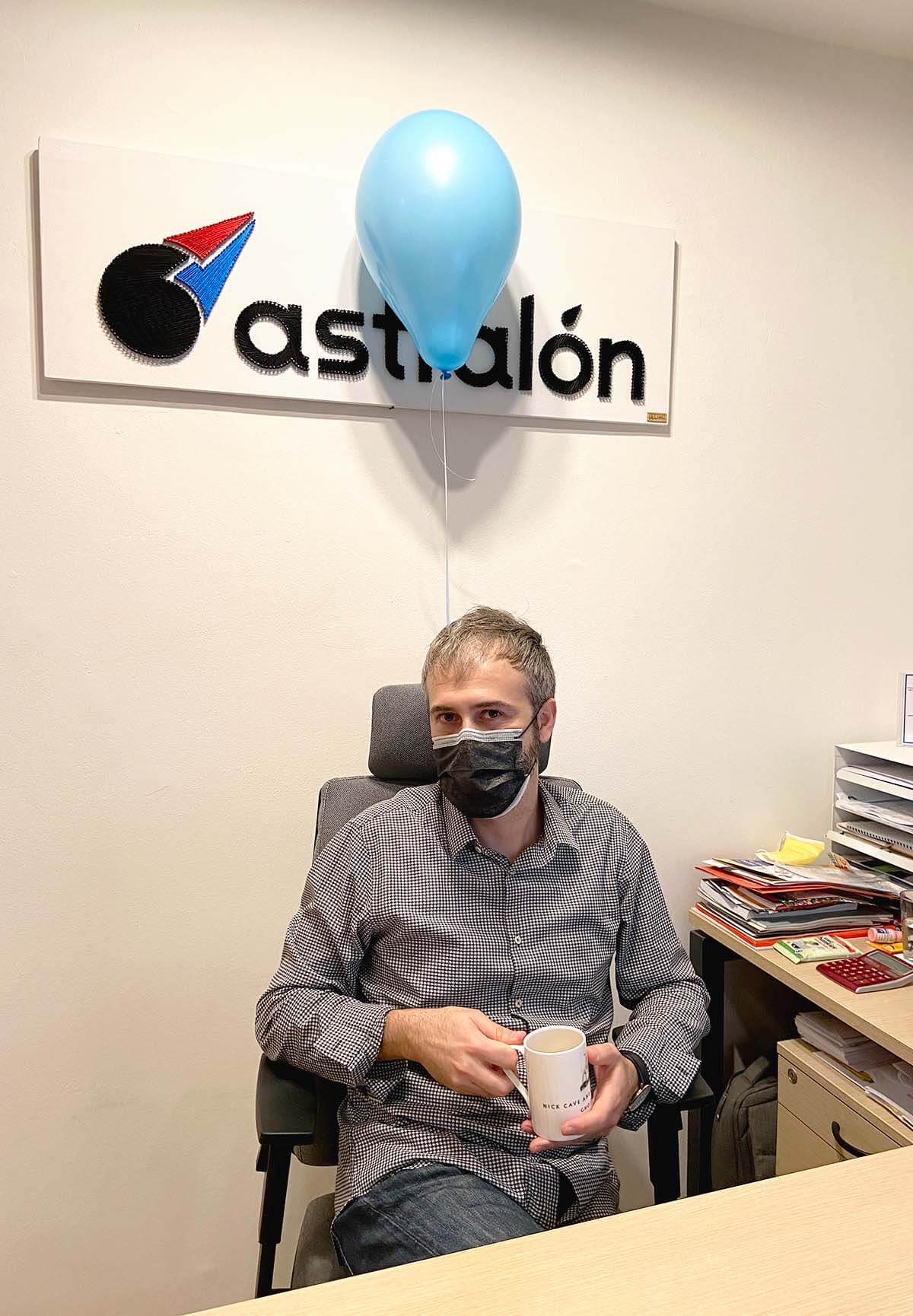 astralon-office-ares-balloon